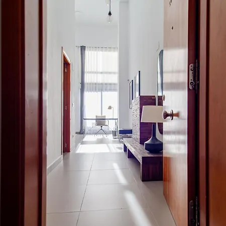Md Valterna & Pool Apartment *