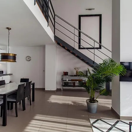 Loft Valterna 9 Mid-term *